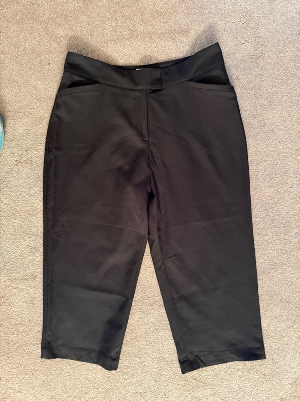 Black Cropped Stretch Ponte Golf Pants